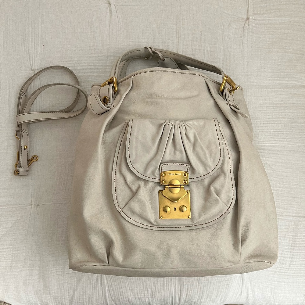 Authentic Cream Leather Miu Miu Shoulder Bag / Cross Body Purse